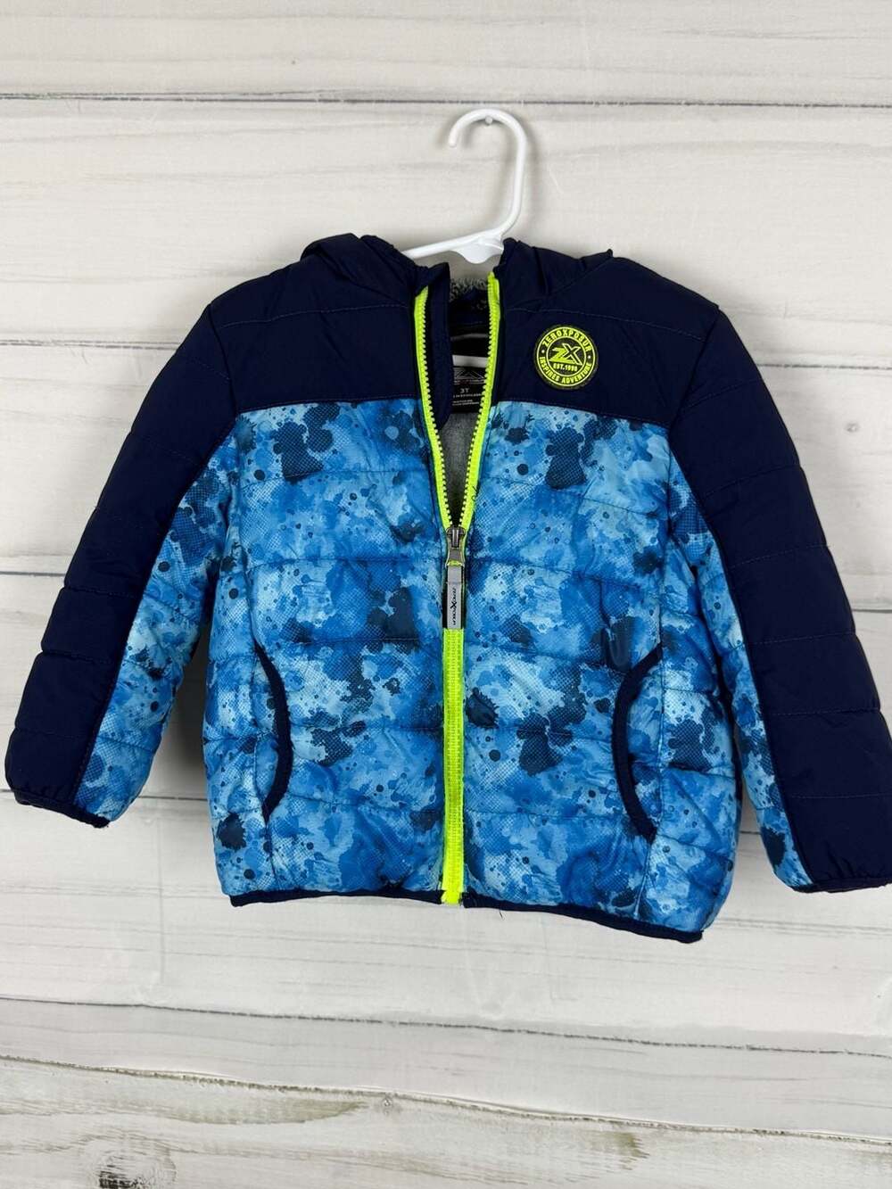 ZeroXposur Boys Hooded Puffer Jacket Blue Splatter Print Size 3T